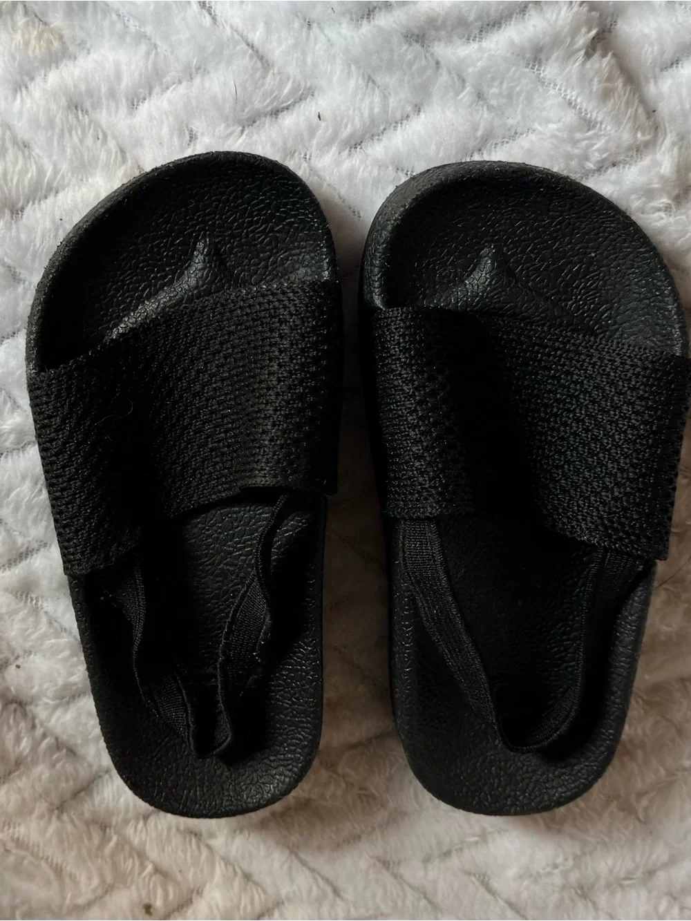 Old Navy Black Kids Slide Sandals with Wide Mesh Strap